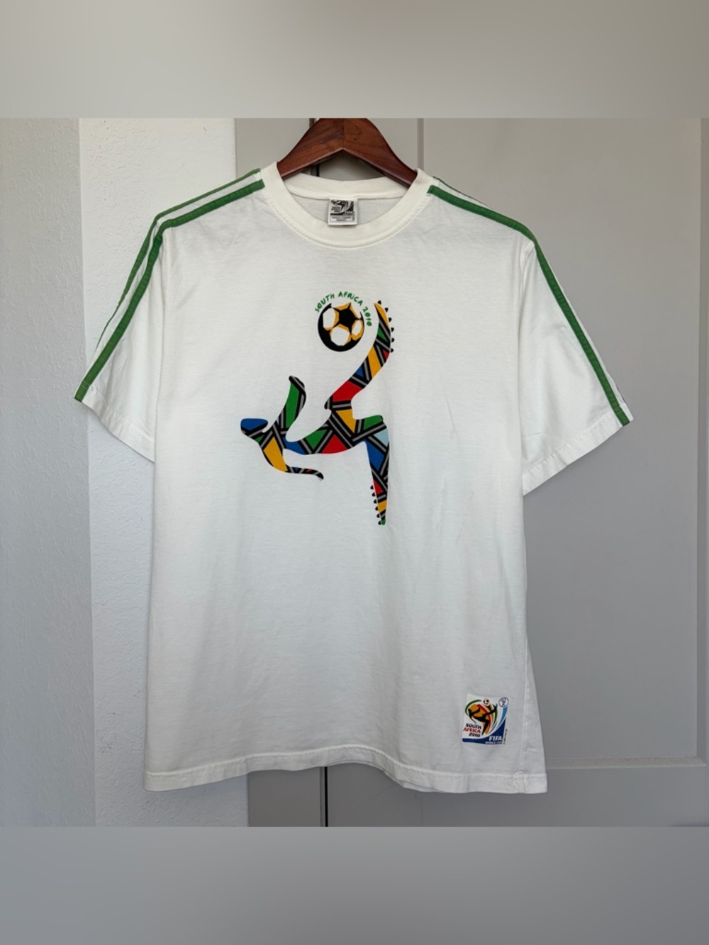 Y2K 05 ADIDAS SOUTH AFRICA 2010 FIFA WORLD CUP T-SHIRT WHITE MEN’S LARGE